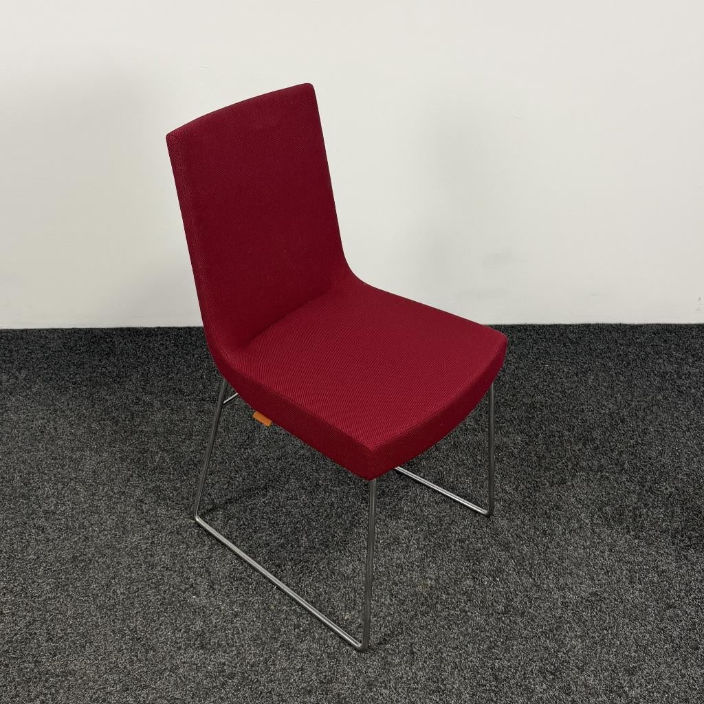 Montis Jim Vergaderstoel - Bordeauxrood 26105, Huis en Inrichting, Stoelen, Ophalen, Gebruikt, Eén
