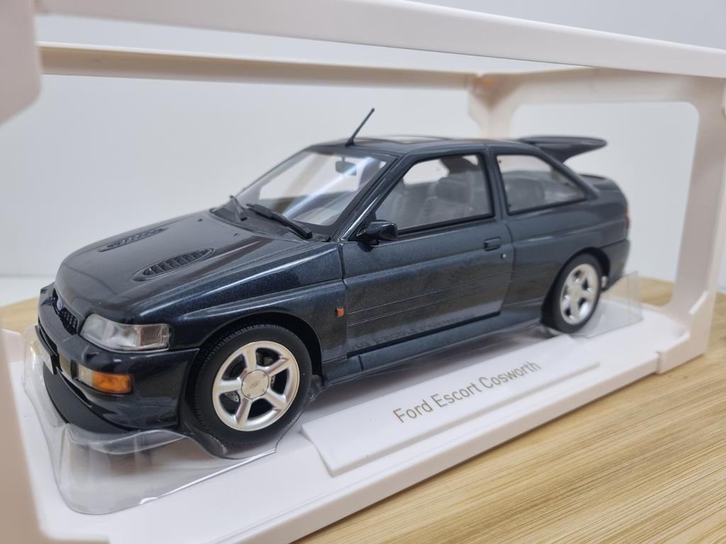 Norev Ford Escort RS Cosworth Mallard Green 1:18, Hobby en Vrije tijd, Modelauto's | 1:18, Auto, Nieuw, Norev, Ophalen of Verzenden