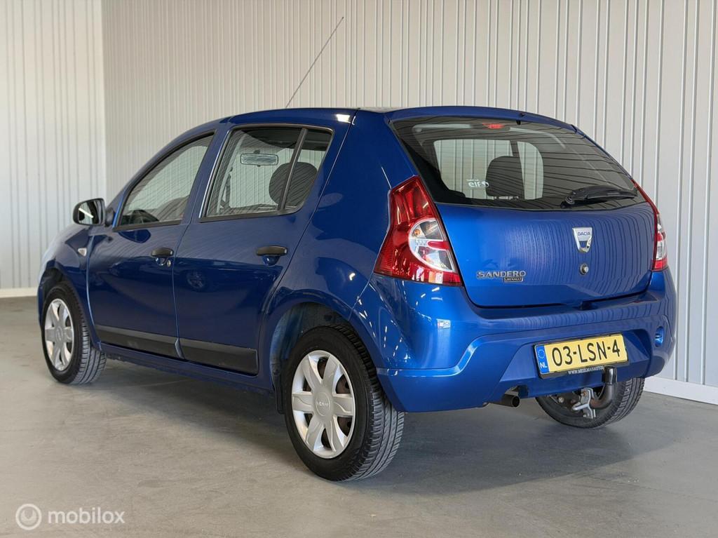 Dacia Sandero 1.6 Lauréate NAP, Voorwielaandrijving, 1011 kg, 4 cilinders, Blauw