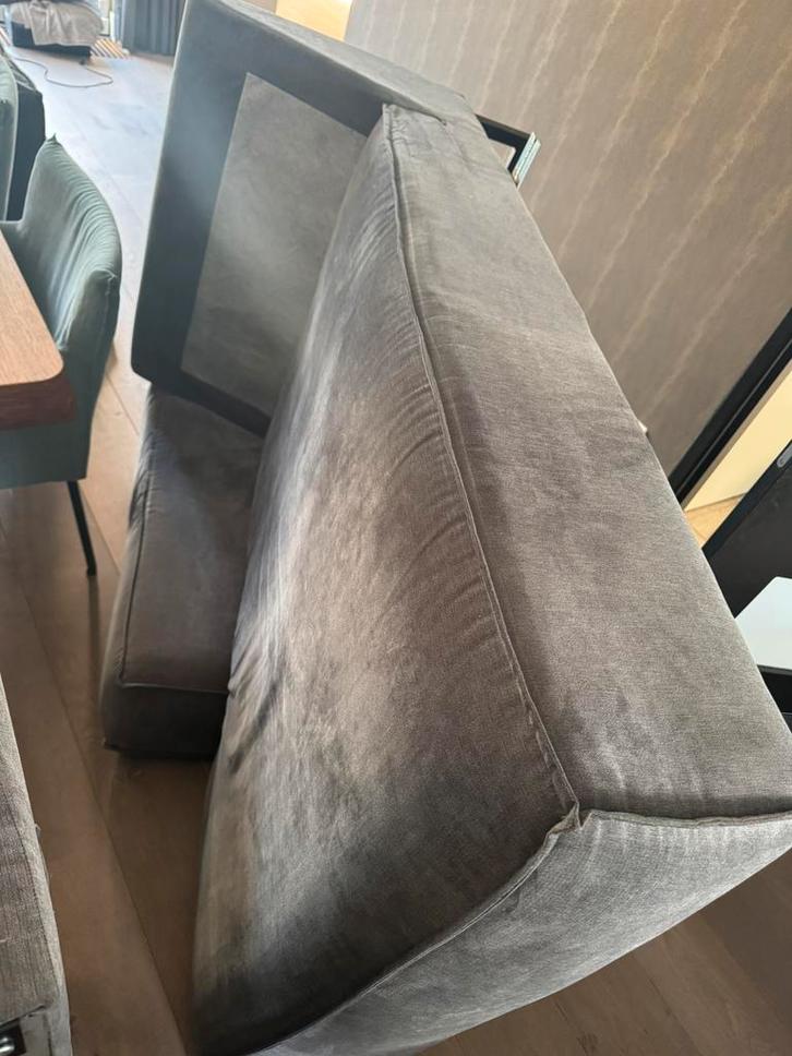 Hele fijne bank met chaise longue deel, Huis en Inrichting, Banken | Sofa's en Chaises Longues, Gebruikt, Driepersoons, 200 tot 250 cm