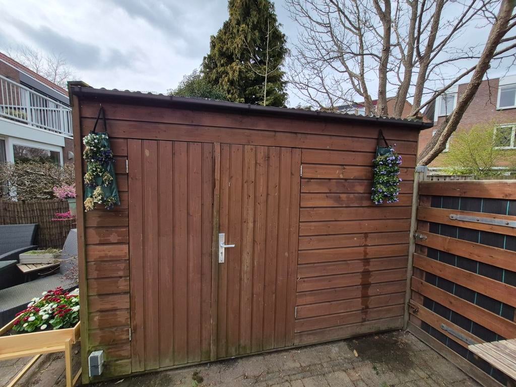 Gratis schuur, Tuin en Terras, Tuinhuizen, Overige typen, Zonder ramen, Hout, Ophalen