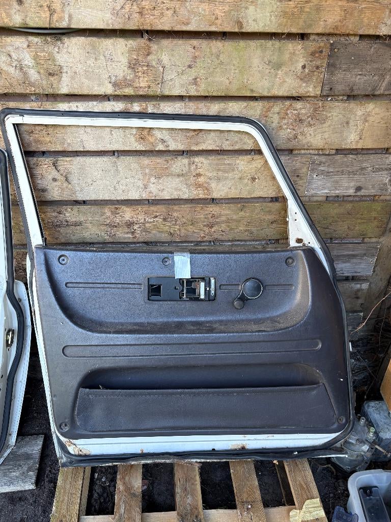 2 portieren SAAB 900 classic  3 deurs coupe, Auto-onderdelen, Overige Auto-onderdelen, Saab, Gebruikt, Ophalen