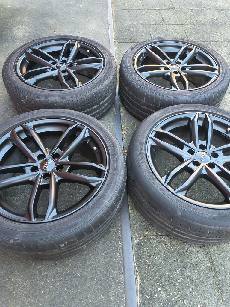 Vw velgen 17 inch banden 5x100 polo golf Audi a1 a2 a3 seat, Ophalen, Zo goed als nieuw