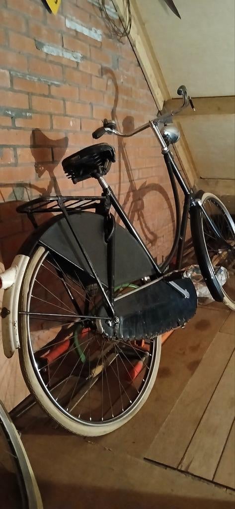 Oldtimer fiets gazelle, Ophalen