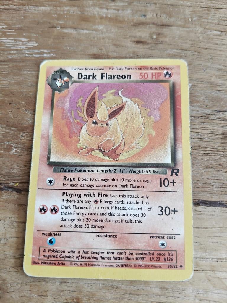 Dark Flareon Pokémon kaart 35/82 - Kleine beschadigingen, Ophalen of Verzenden, Gebruikt, Losse kaart