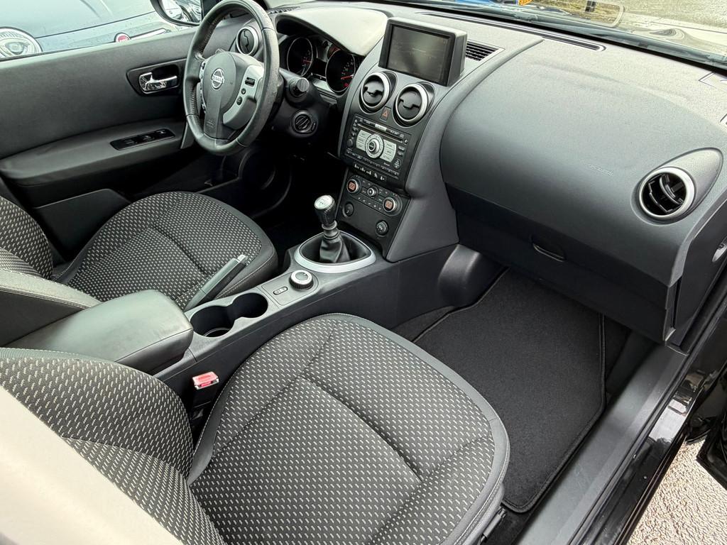 Nissan Qashqai 2.0 Tekna Premium 4WD / Pano / Camera / Trekh, Auto's, Nissan, Stof, Gebruikt, 4 cilinders, Bruin