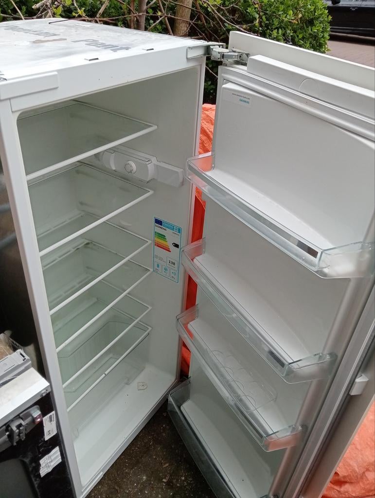 Siemens inbouw koelkast 122 h x 51d, Ophalen of Verzenden, Zonder vriesvak