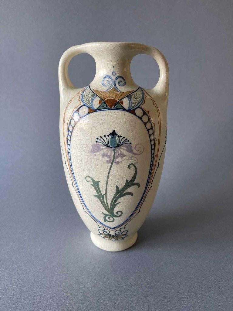 Klaas vet Faiencefabriek Arnhem, vaas model 52 uit 1910, Ophalen of Verzenden