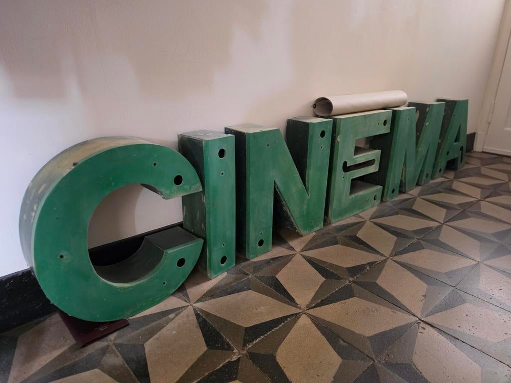 Cinema reclameletters, vintage, 40cm hoog, Ophalen of Verzenden