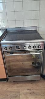 Inductie Fornuis, Witgoed en Apparatuur, Fornuizen, Ophalen, 4 kookzones, Zo goed als nieuw, Inductie
