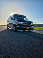 Ford Econoline E150 Globemaster 1995, Zwart, 209 pk, Ford, Te koop