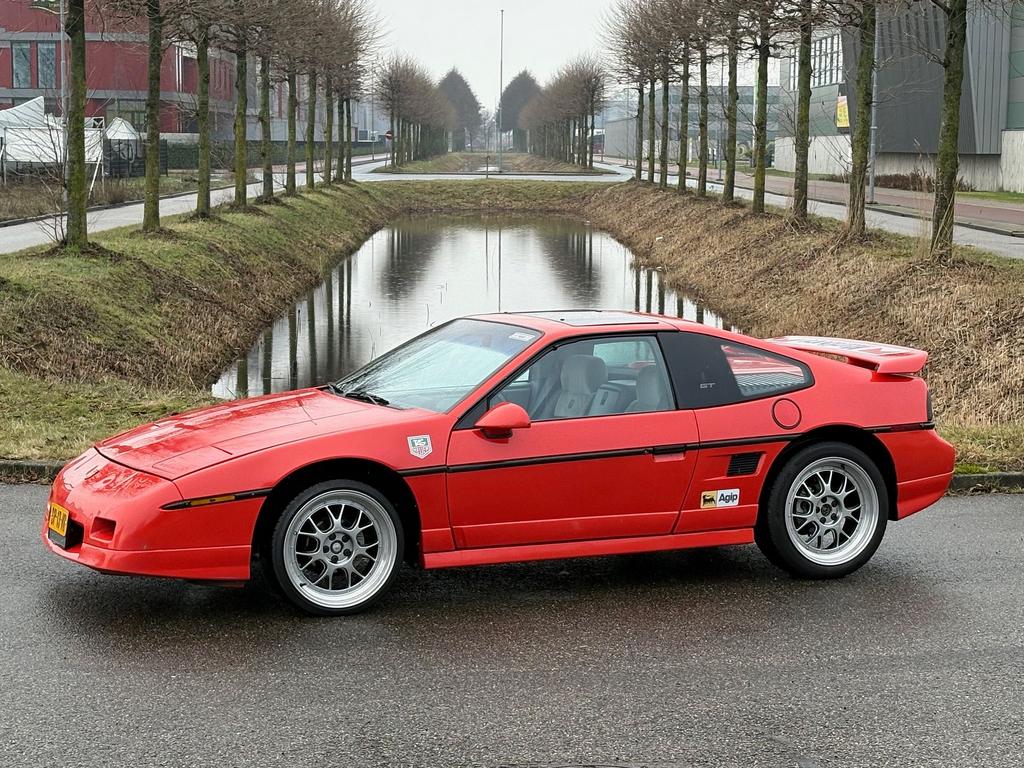 Pontiac Fiero GT  V6 Fastback, Auto's, Pontiac, Automaat, Achterwielaandrijving, Overige modellen, Origineel Nederlands