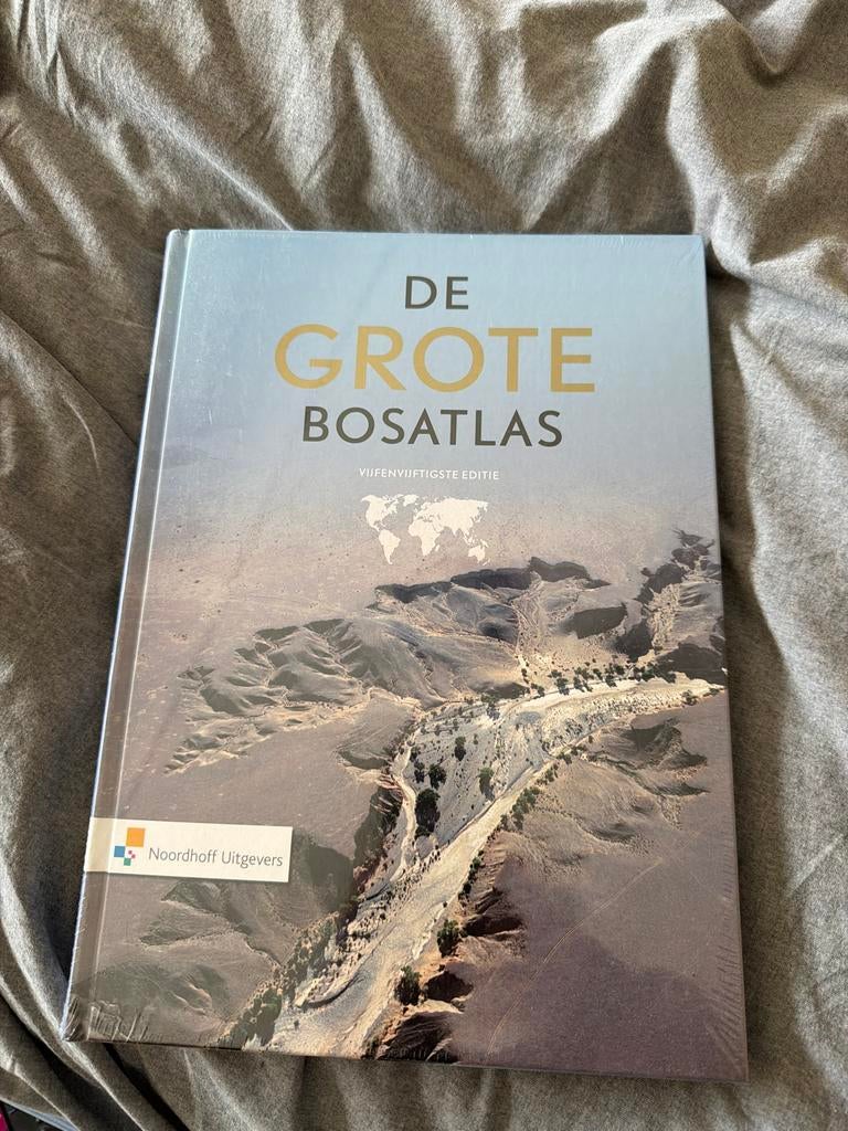 De Grote Bosatlas - Vijfenvijftigste Editie (Ongeopend), Boeken, Atlassen en Landkaarten, Bosatlas, 2000 tot heden, Nieuw, Ophalen of Verzenden
