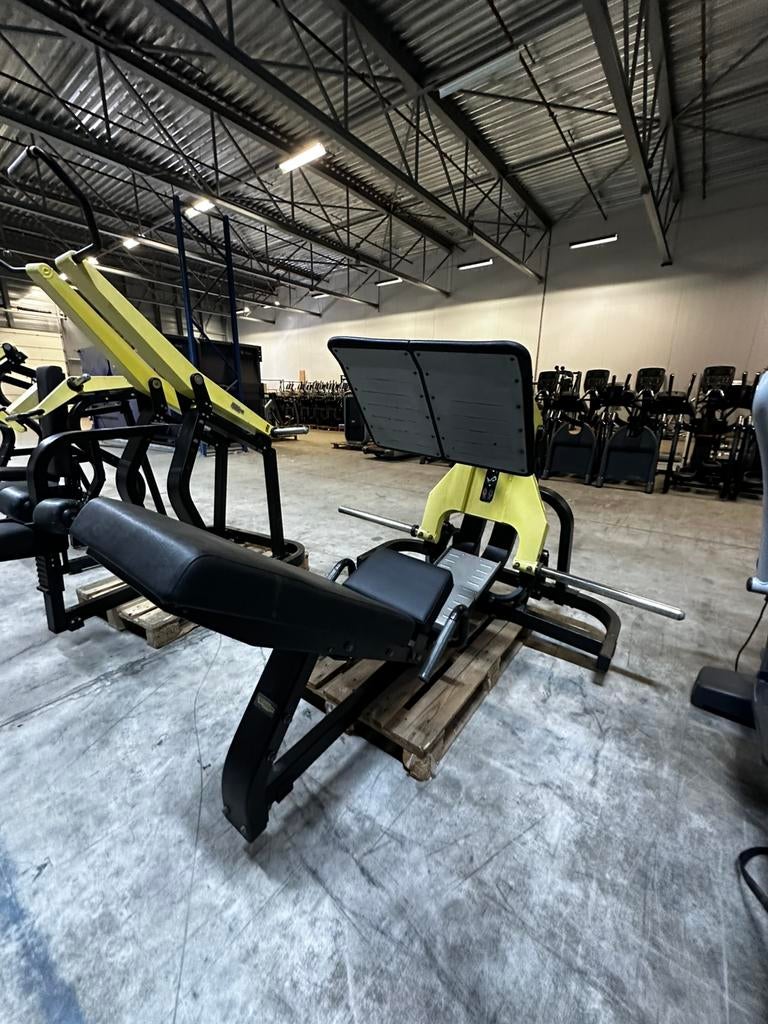 Technogym Pure Strength 45% Graden Plate Loaded Legpress, Sport en Fitness, Ophalen, Gebruikt, Benen, Overige typen