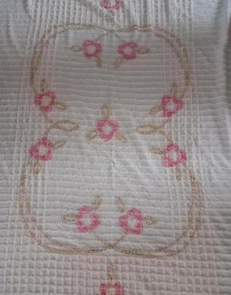 Fraai jaren 70 romantisch sprei vintage, Huis en Inrichting, Slaapkamer | Beddengoed, Ophalen of Verzenden, Zo goed als nieuw