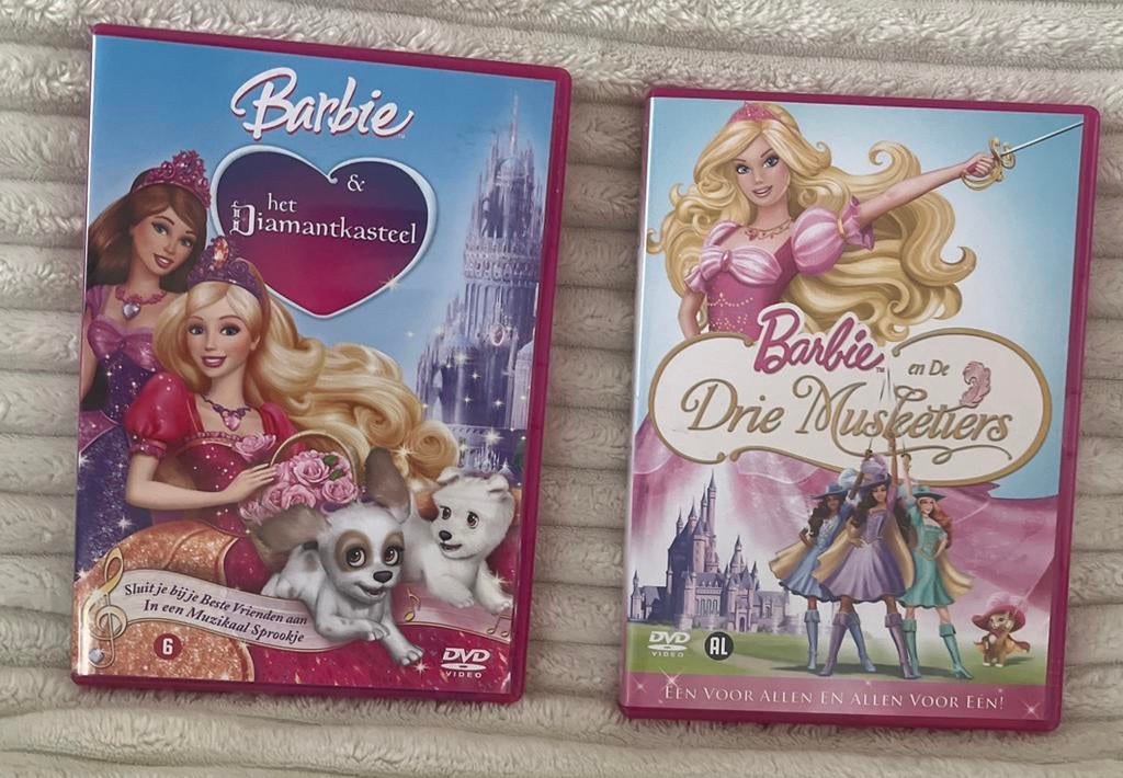2 Barbie films: Diamantkasteel & Drie Musketiers DVD's, Cd's en Dvd's, Dvd's | Kinderen en Jeugd, Zo goed als nieuw, Film, Avontuur