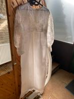 Trouwjurk met onderjurk, Ophalen, Gedragen, Wit, Trouwjurk