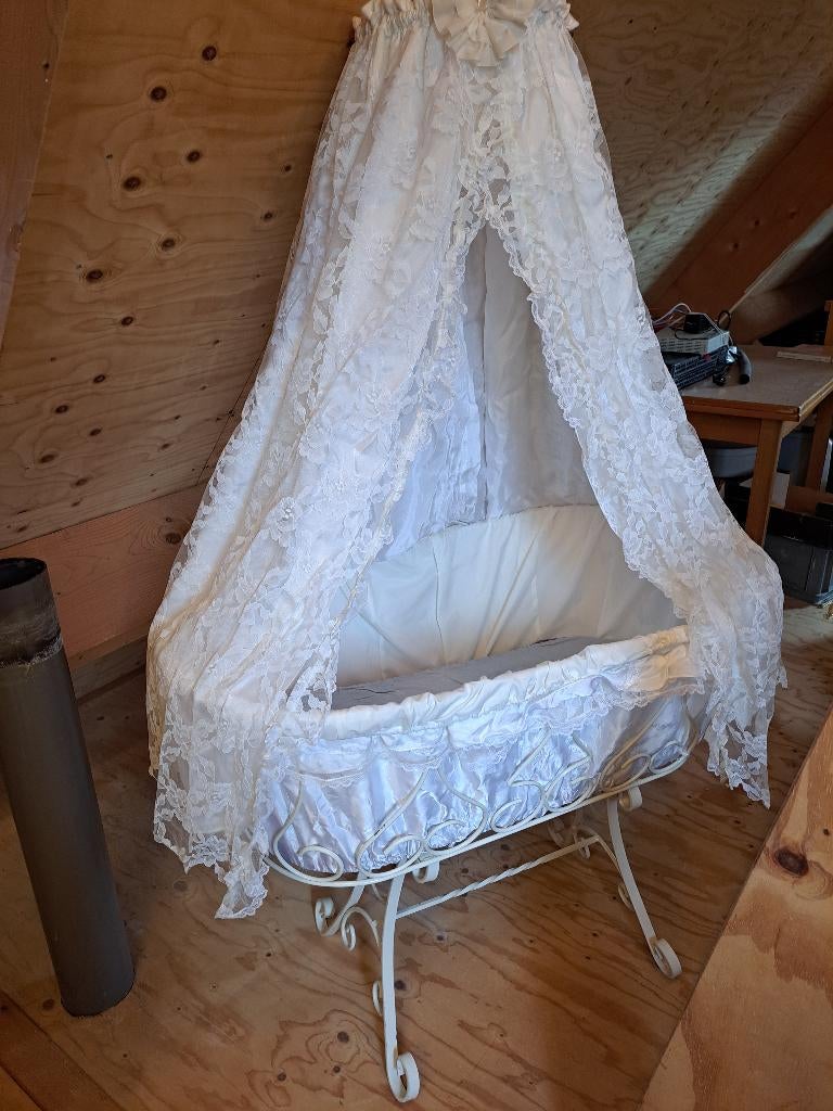 Wieg jaren 60 vintage metaal, Ophalen, Gebruikt