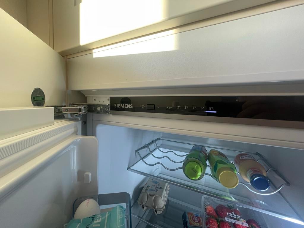 Moet 18 april weg! Siemens Inbouw Koelkast 122 cm Hoog, Ophalen, Gebruikt, Zonder vriesvak, 120 tot 140 cm