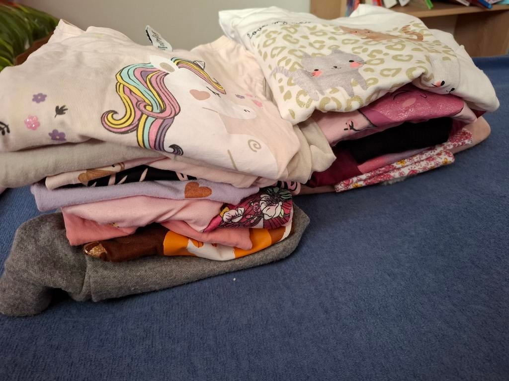 Meisjes kleding 122 gratis, Kinderen en Baby's, Kinderkleding | Maat 122, Ophalen of Verzenden, Meisje