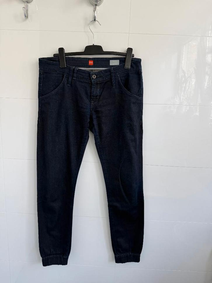 Spijkerbroek Hugo Boss, Kleding | Dames, Spijkerbroeken en Jeans, Zo goed als nieuw, W30 - W32 (confectie 38/40), Blauw, Ophalen
