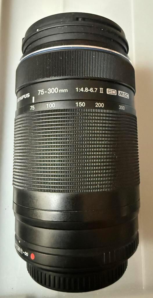 OLYMPUS MFT 75-300MM F/4.8-6.7  ED II M.ZUIKO DIGITAL  ZGAN, Audio, Tv en Foto, Fotografie | Lenzen en Objectieven, Zo goed als nieuw