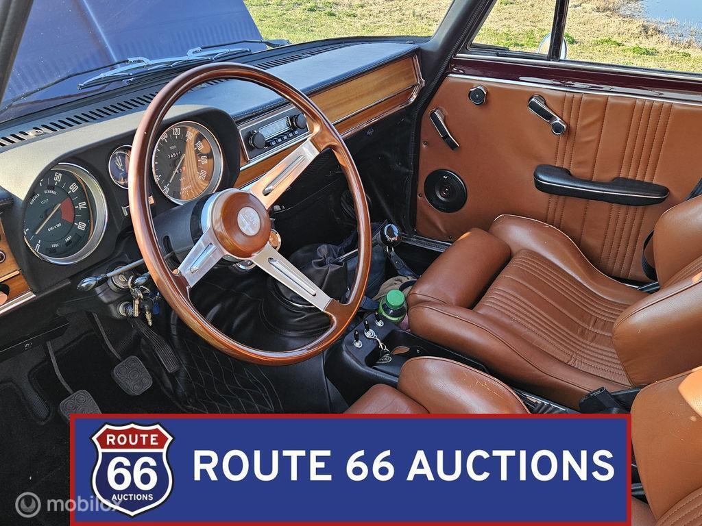 Alfa Romeo Giulia 1600 | 1970 | Route 66 Auctions, Auto's, Oldtimers, Overige carrosserieën, Zwart, Bedrijf, Handgeschakeld
