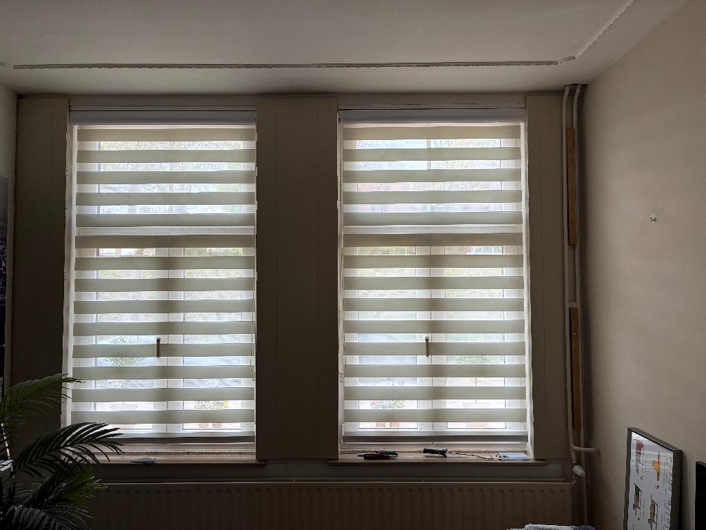 Duo rolgordijn merk Coulisse, Ophalen, Gebruikt, 100 tot 150 cm, Wit