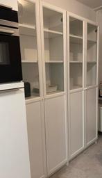Twee IKEA Billy boekenkasten met glazen deuren, Gebruikt, 100 tot 150 cm, 200 cm of meer, Ophalen of Verzenden