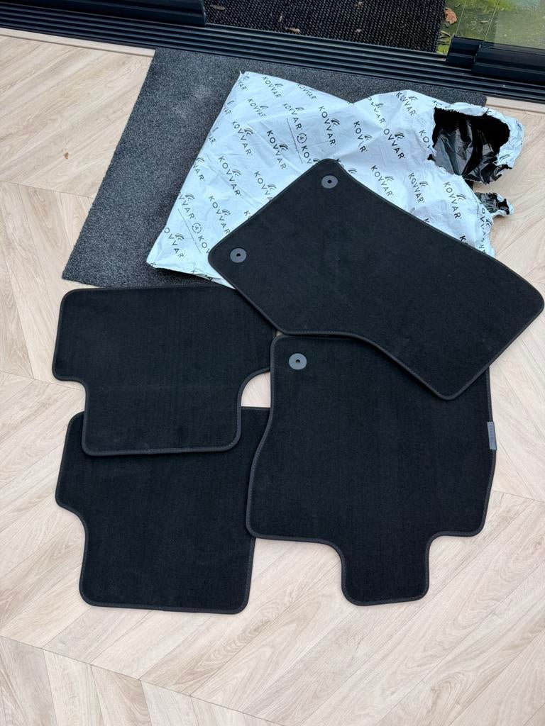 Nieuw Audi A3 automaten (velours, luxe), Ophalen of Verzenden, Nieuw