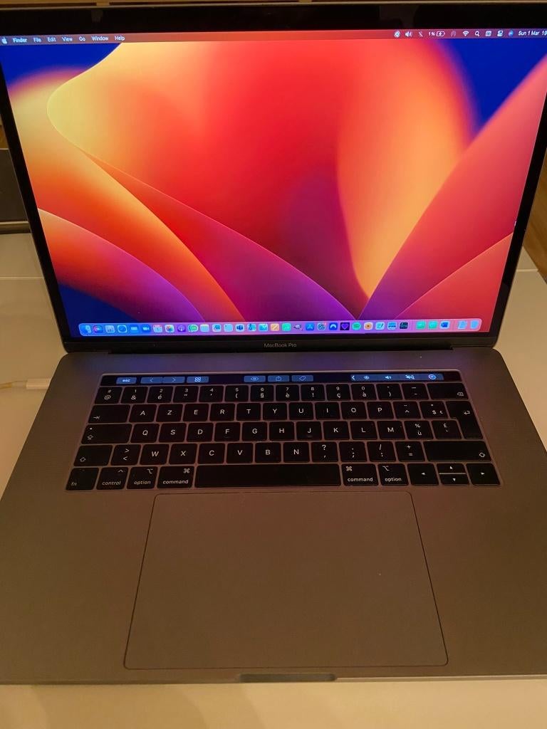 MacBook Pro 15 inch 2019 i7 16GB 256GB - goede staat, MacBook Pro, Gebruikt, 256 GB, 2 tot 3 Ghz