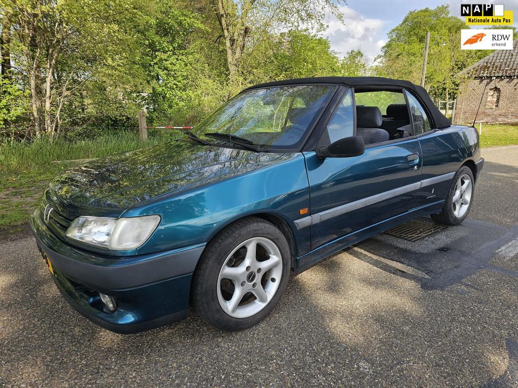 Peugeot 306 Cabriolet 1.8, Auto's, Peugeot, 101 pk, 4 cilinders, Cabriolet, 4 stoelen