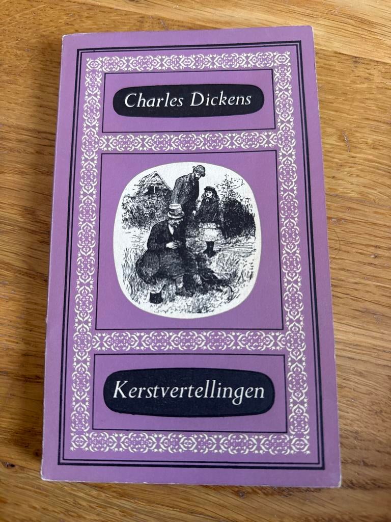 Oud boekje Charles Dickens - Kerstvertellingen (Prisma), Ophalen of Verzenden, Gelezen