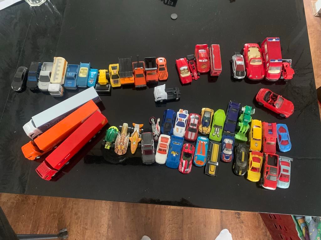 autotjes (hotwheels), losse wegen en wegenkleed, Ophalen, Gebruikt