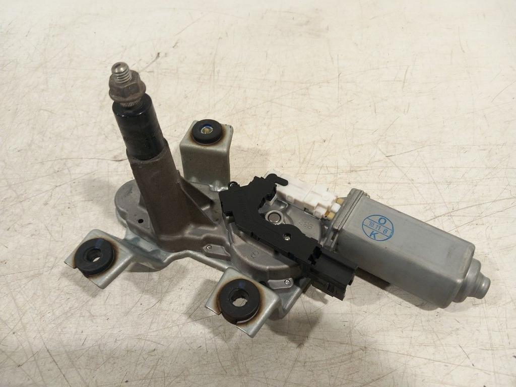 Ruitenwissermotor achter Land Rover Discovery, Onderdelen@venauto.nl, Van der Ven Autorecycling B.V., Ettenseweg 76, 4706 PB Roosendaal, The Netherlands