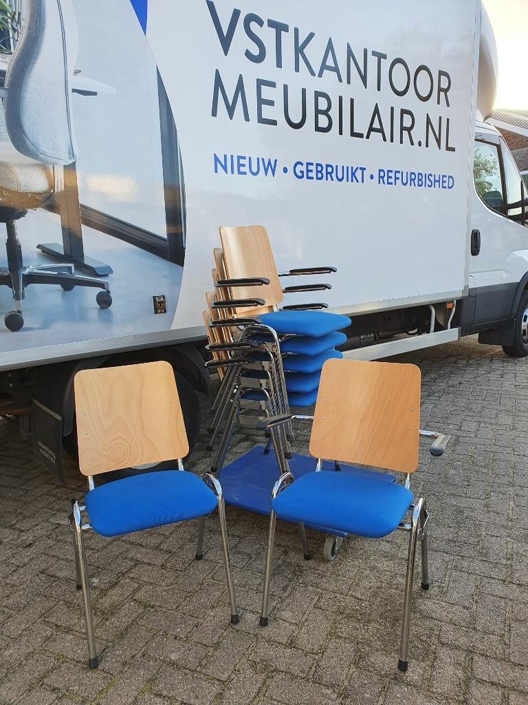 8x kantinestoel / vergaderstoel , stapelbaar en koppelbaar, Huis en Inrichting, Stoelen, VST, Blauw, Ophalen of Verzenden, Zo goed als nieuw