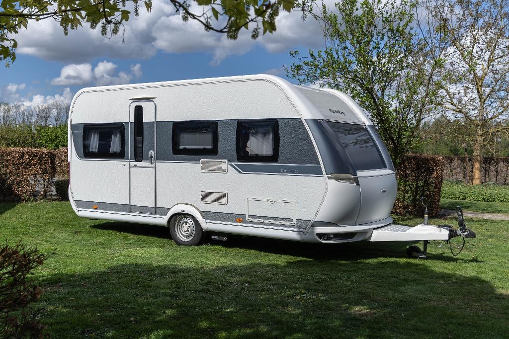 Hobby 455 UF De Luxe 2014, Caravans en Kamperen, Caravans, Particulier, tot en met 4, 1250 - 1500 kg, Rondzit, Hobby, Vast bed