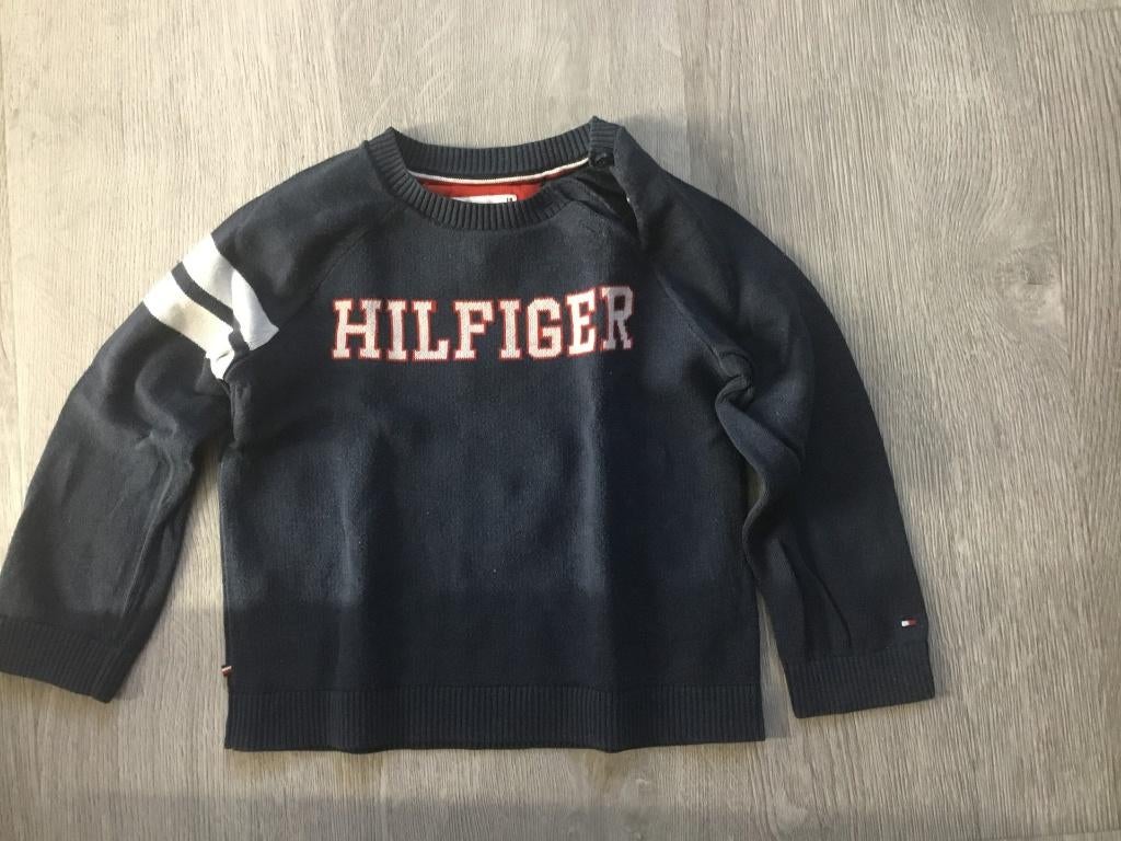 Tommy Hilfiger trui (winter seizoen) maat 92, Kinderen en Baby's, Kinderkleding | Maat 92, Trui of Vest, Ophalen of Verzenden