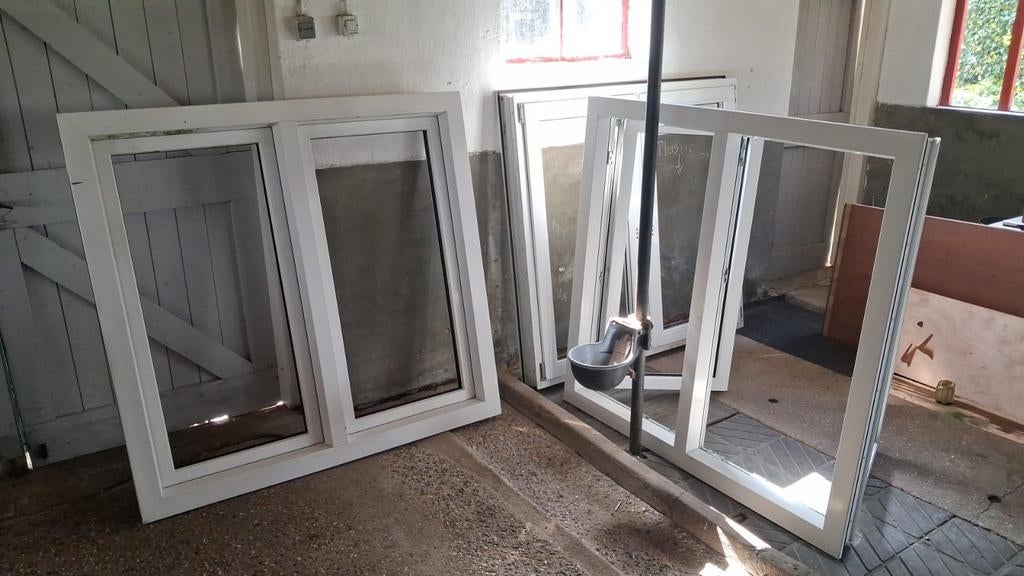 3 x Kunststof kozijn met ventilatiestand, Kunststof, Overige typen, Nieuw, 200 tot 215 cm