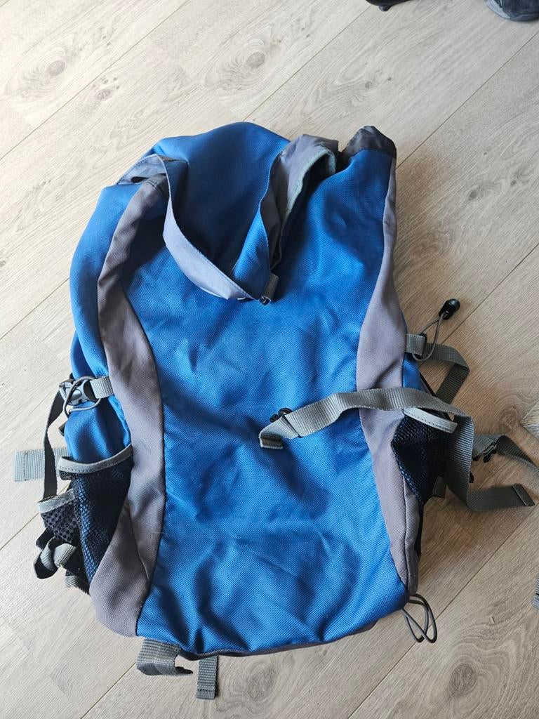 Blauwe rugzak - Ideaal voor dagtochten, Ophalen of Verzenden, Gebruikt