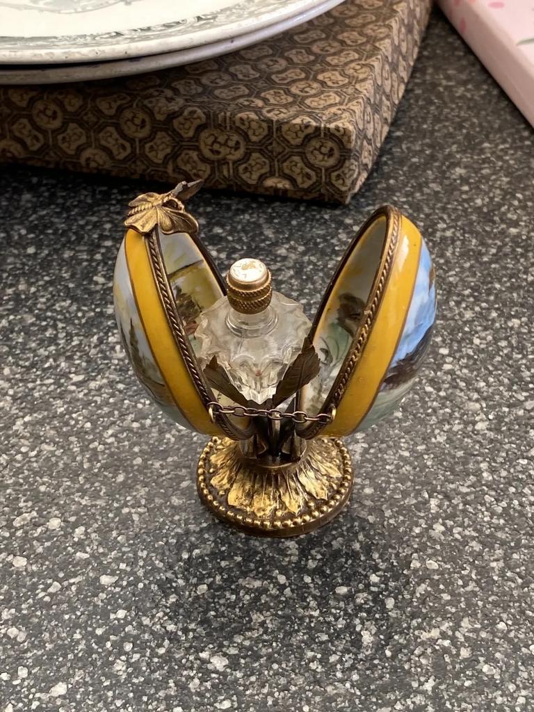 Decoratief ei met landschapsschildering, Antiek en Kunst, Ophalen of Verzenden