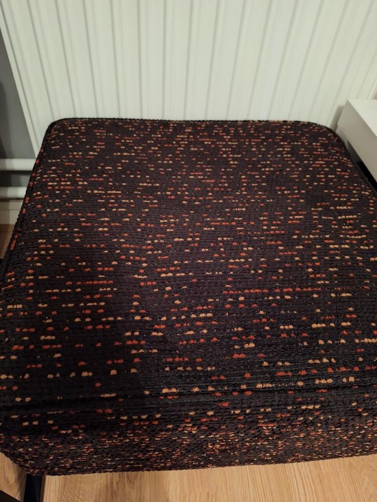 Bruine hocker met patroon, Huis en Inrichting, Banken | Voetenbanken en Poefen, Ophalen, Rechthoekig, Stof