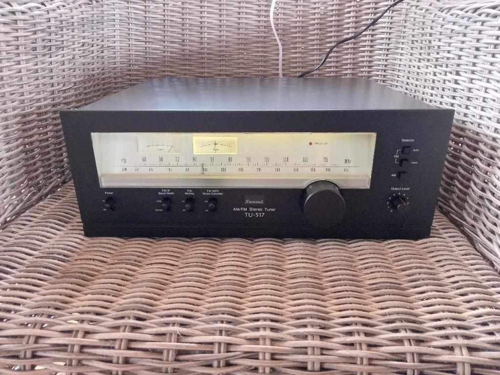 vintage tuner Sansui TU-517  ( 1977-1979 ), Verzenden, Zo goed als nieuw, Analoog