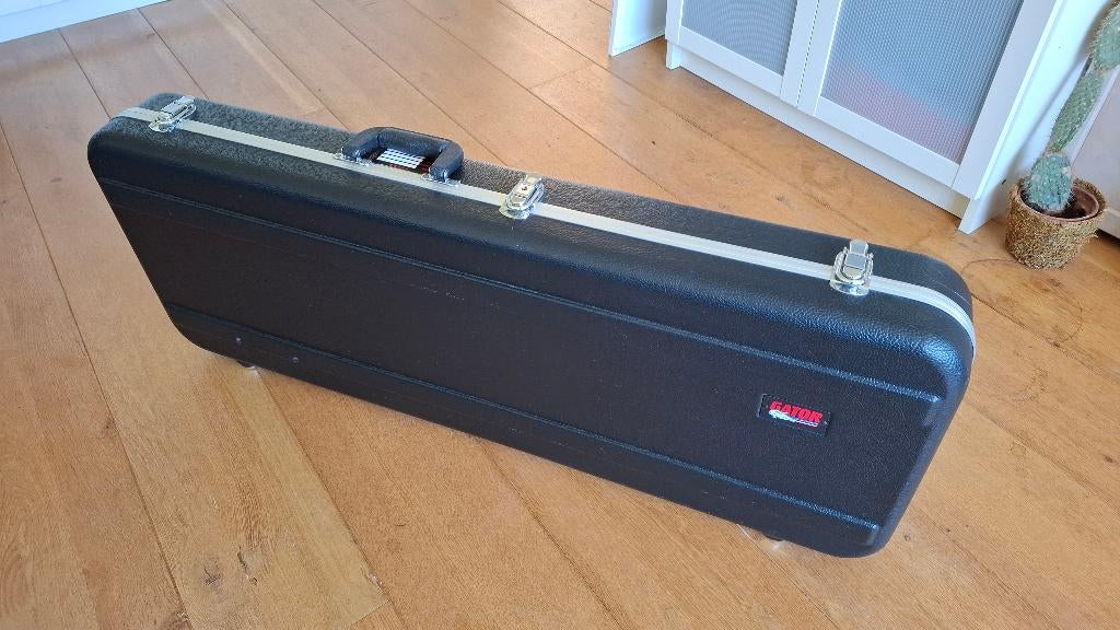 Gitaarkoffer Gator, Muziek en Instrumenten, Behuizingen en Koffers, Ophalen, Gebruikt, Elektrische gitaar