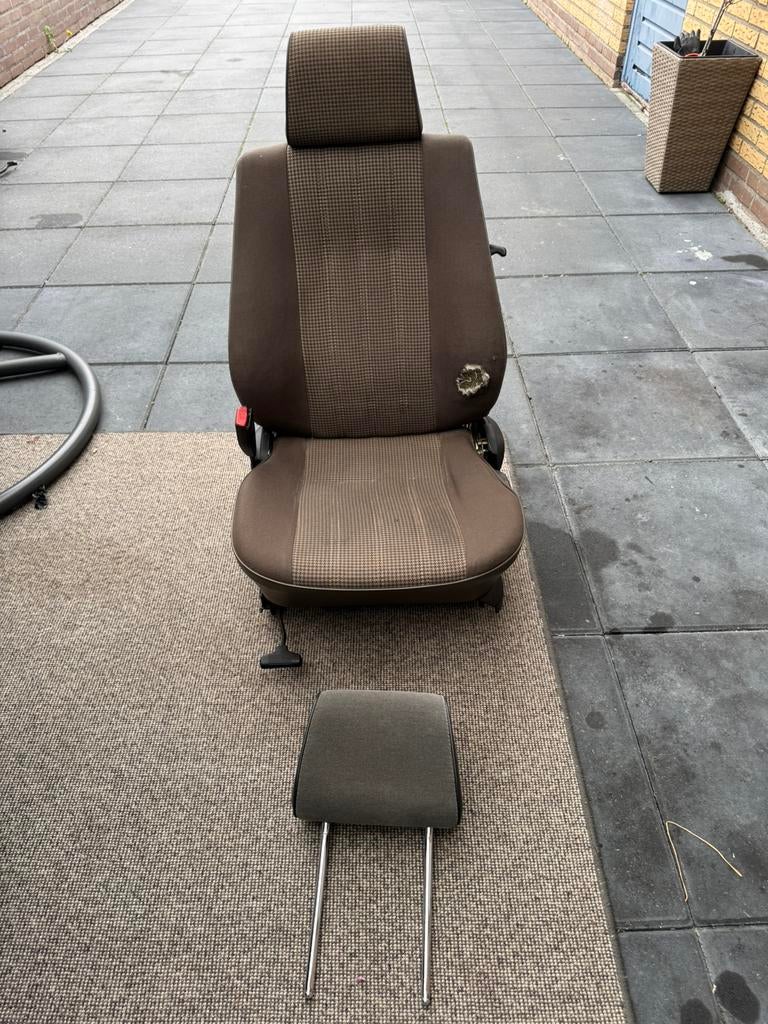 BMW e30 VFL bestuurder stoel 2 deurs Hahnentrit braun, Auto-onderdelen, Ophalen of Verzenden, Nieuw, BMW