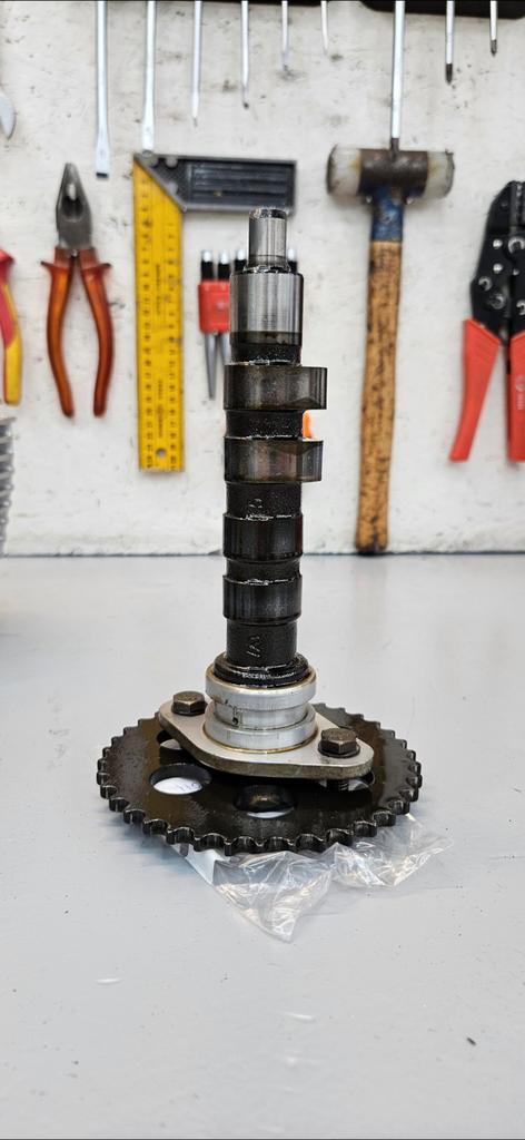 BMW R100 Nokkenas met lager en tandwiel, Motoren, Onderdelen | BMW, Gebruikt, Ophalen of Verzenden
