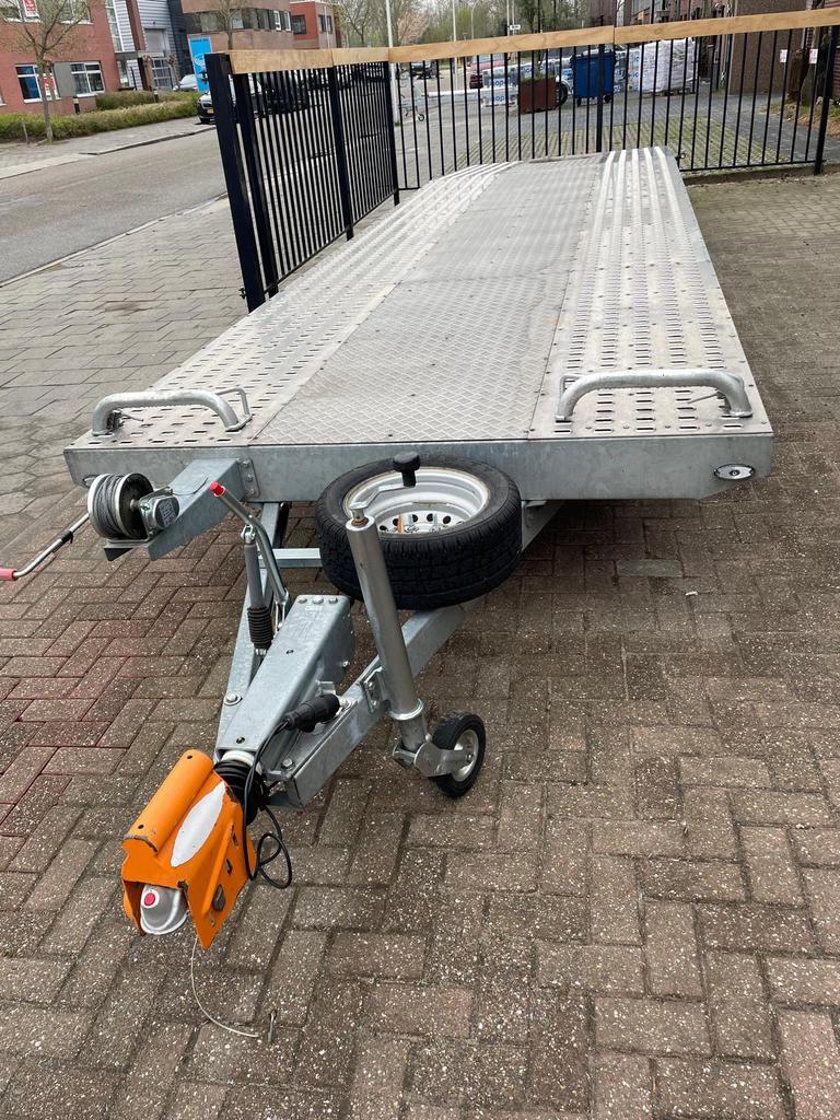 Auto ambulance grote aanhanger, Auto diversen, Aanhangers en Bagagewagens, Ophalen, Zo goed als nieuw