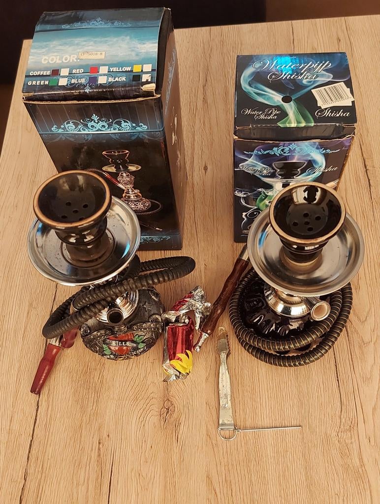 Waterpijp Shisha 2 stuks. Per stuk €10, 2 stuks samen €15, Ophalen