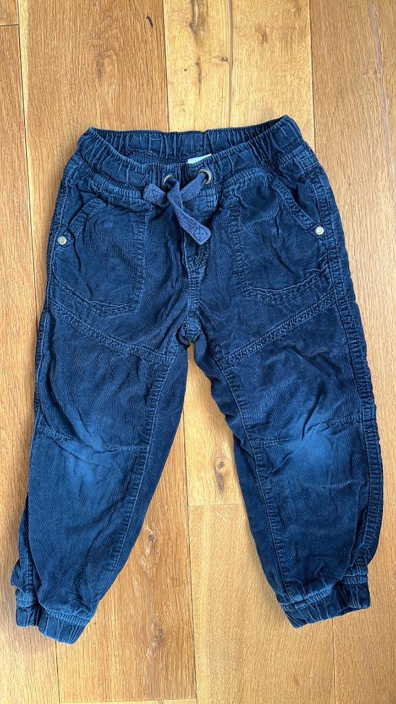 Donkerblauwe warm gevoerde corduroy broek maat 98 C&A, Kinderen en Baby's, Kinderkleding | Maat 98, Ophalen of Verzenden, C&A