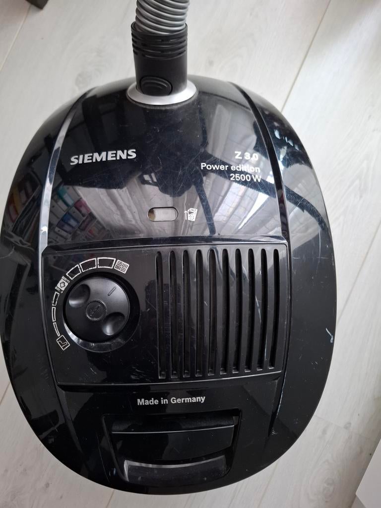 Siemens Z 3.0 Power Edition 2500W stofzuiger (gratis), Witgoed en Apparatuur, Stofzuigers, Gebruikt, Stofzuiger, 2000 watt of meer